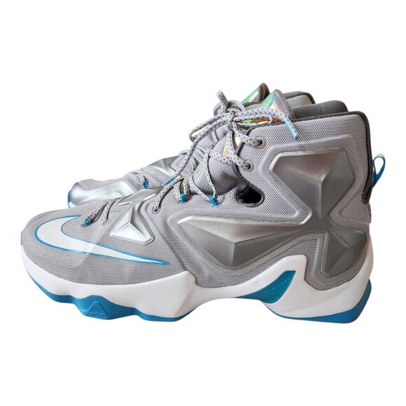 NWOT Nike Lebron 13 \